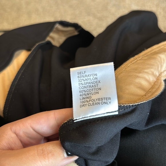 Tadashi Shoji Pintuck and Jersey lace dress in black/nude size small - Picture 12 of 12